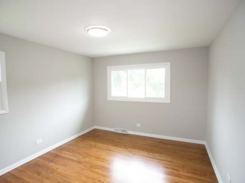 18052 San Diego Avenue Homewood IL 60430