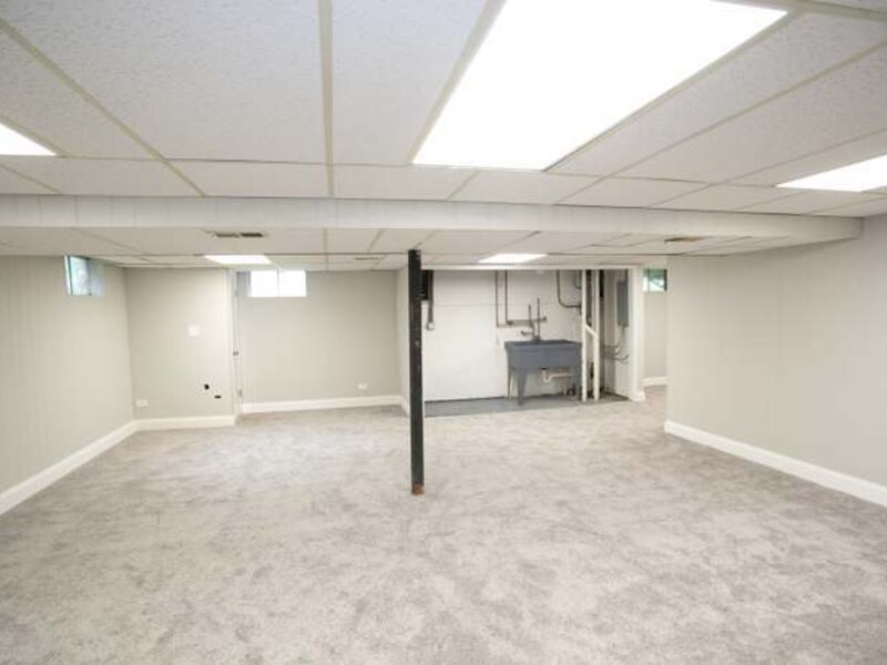 18052 San Diego Avenue Homewood IL 60430