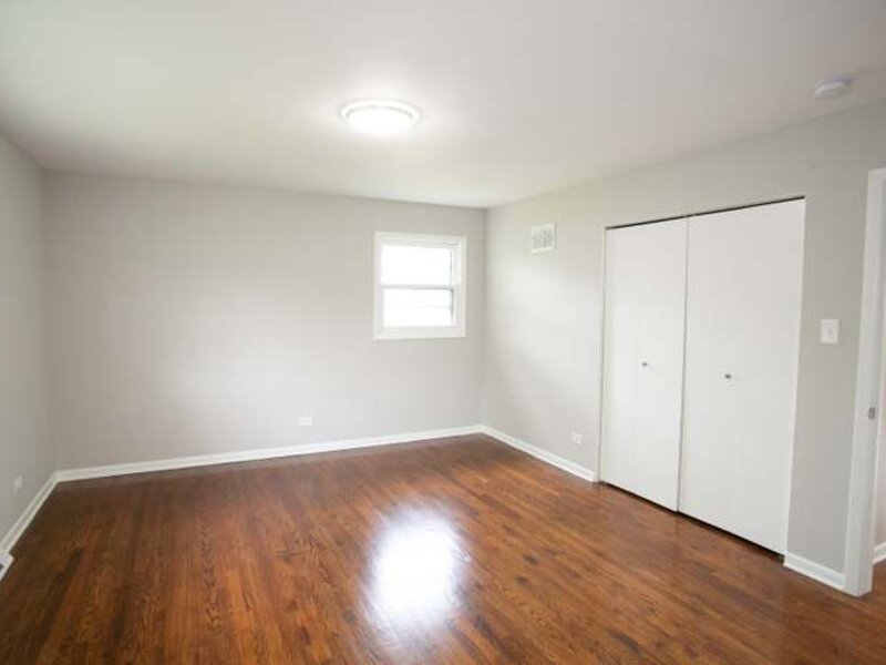 18052 San Diego Avenue Homewood IL 60430