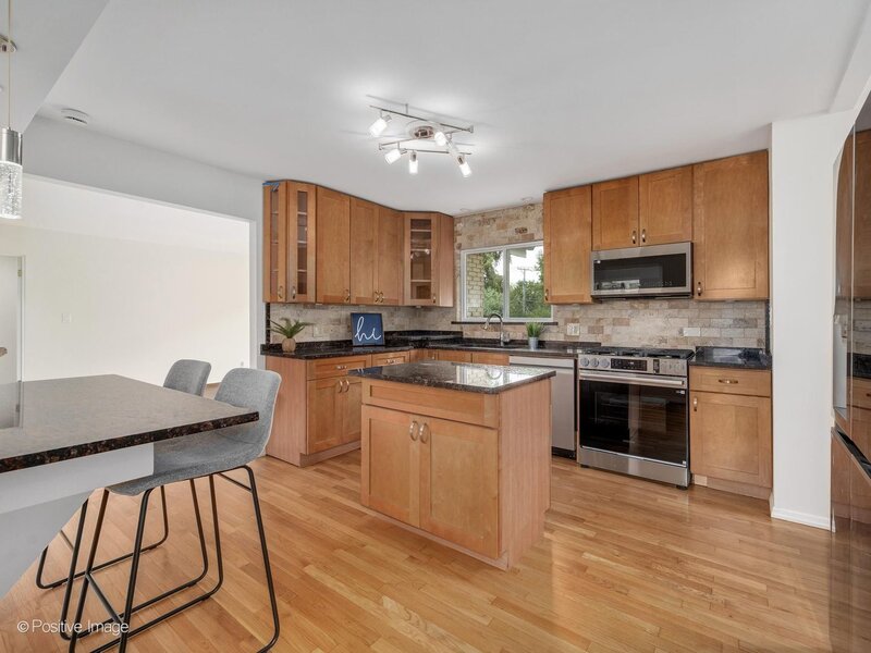 19 22nd Street Lombard IL 60148