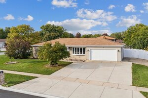 Photo of 901 E Illinois Highway New Lenox IL 60451
