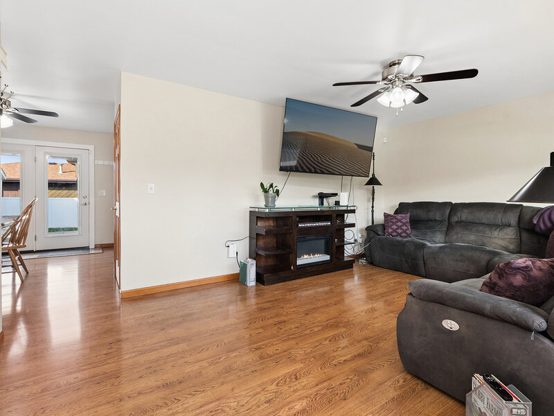 901 E Illinois Highway New Lenox IL 60451