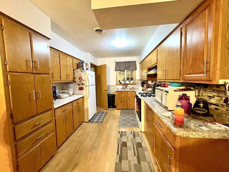 647 Hazen Avenue Oglesby IL 61348