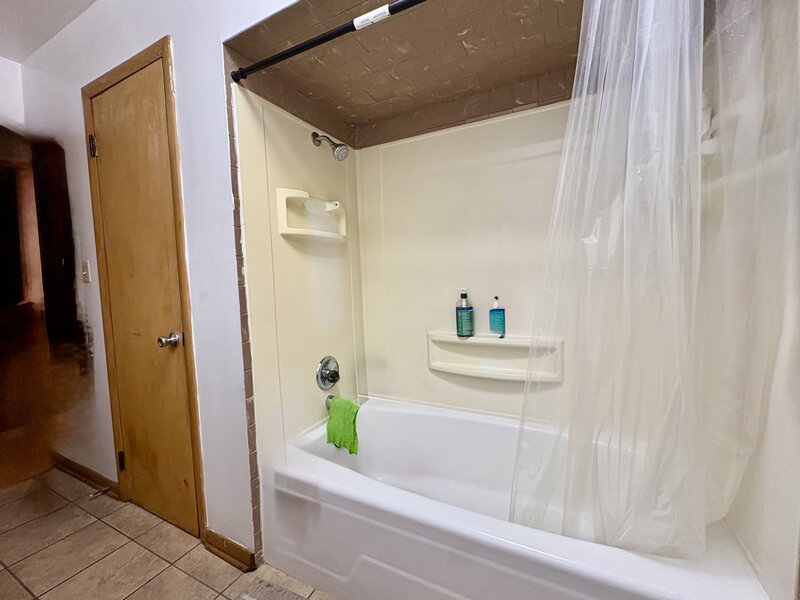 647 Hazen Avenue Oglesby IL 61348