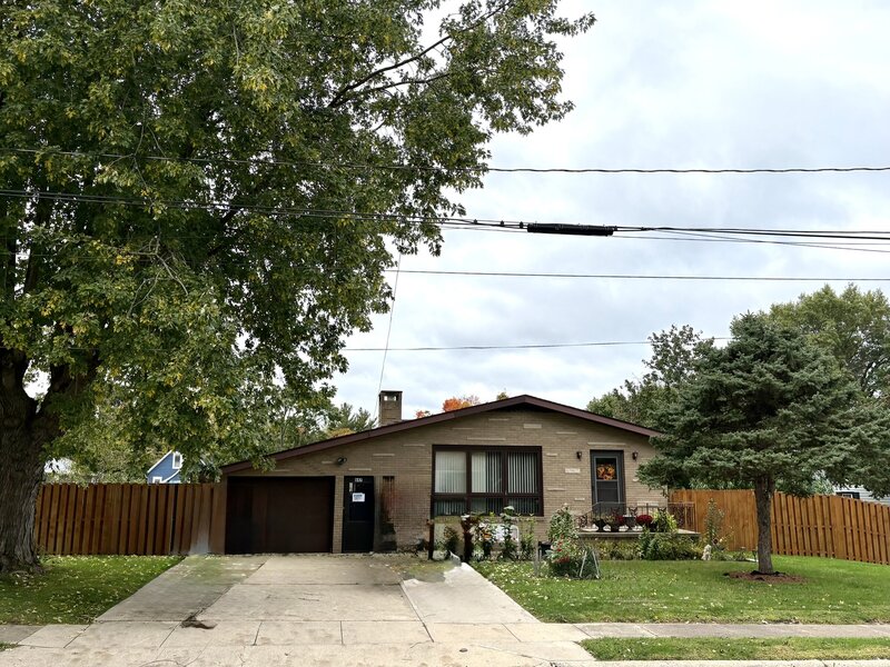647 Hazen Avenue Oglesby IL 61348