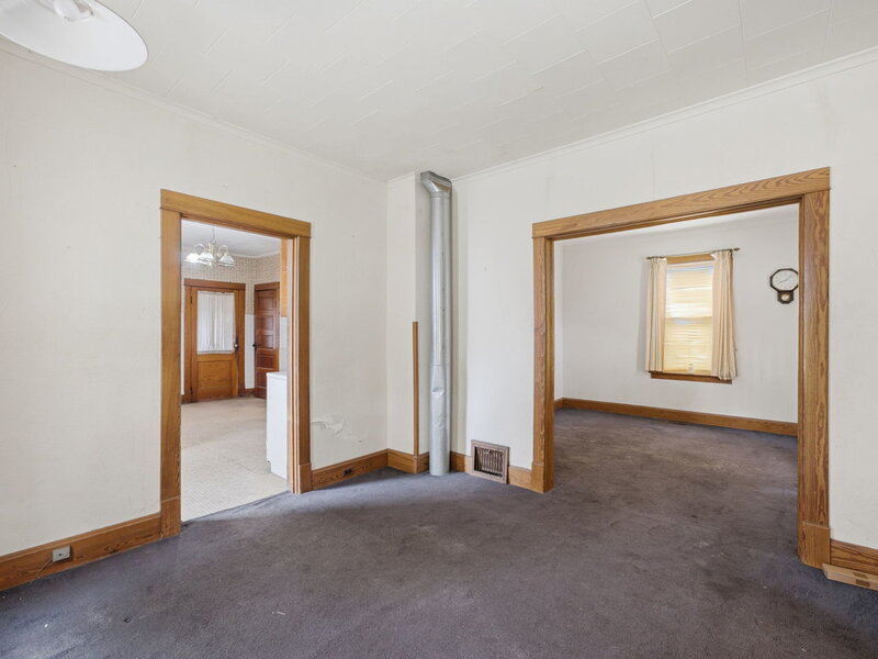 2501 Mckinley Avenue Davenport IA 52802