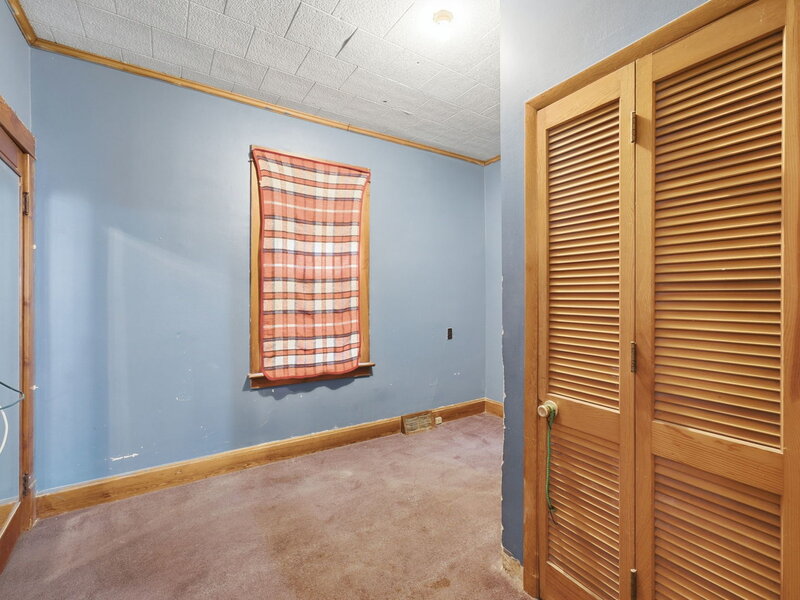 2501 Mckinley Avenue Davenport IA 52802