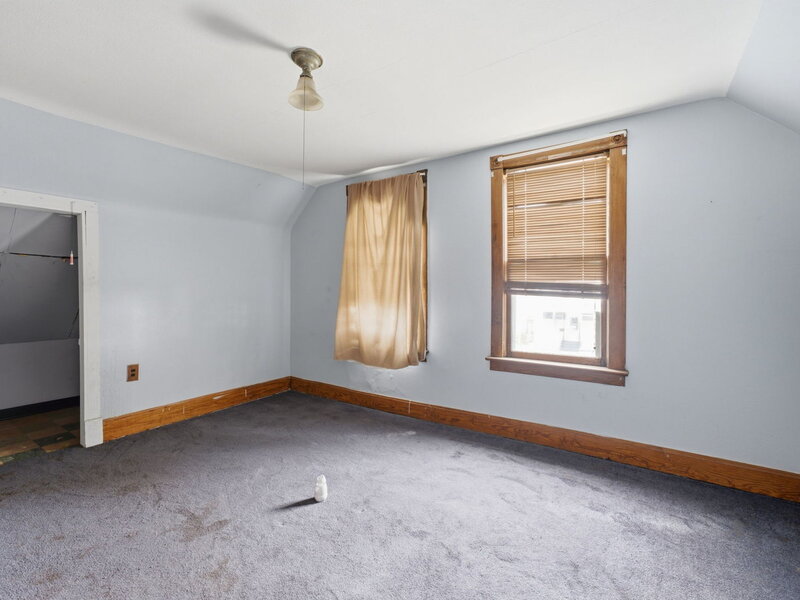 2501 Mckinley Avenue Davenport IA 52802