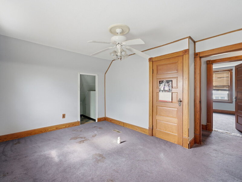 2501 Mckinley Avenue Davenport IA 52802