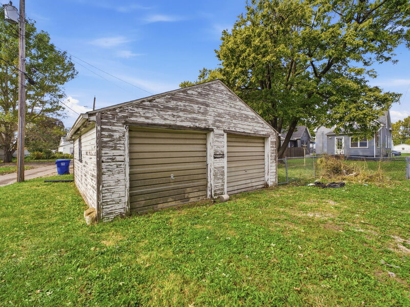 2501 Mckinley Avenue Davenport IA 52802