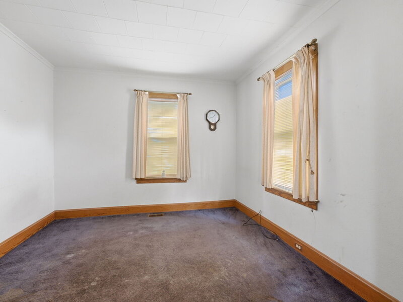 2501 Mckinley Avenue Davenport IA 52802
