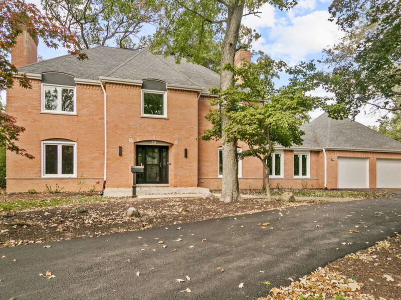 30 Strauss Lane Olympia Fields IL 60461