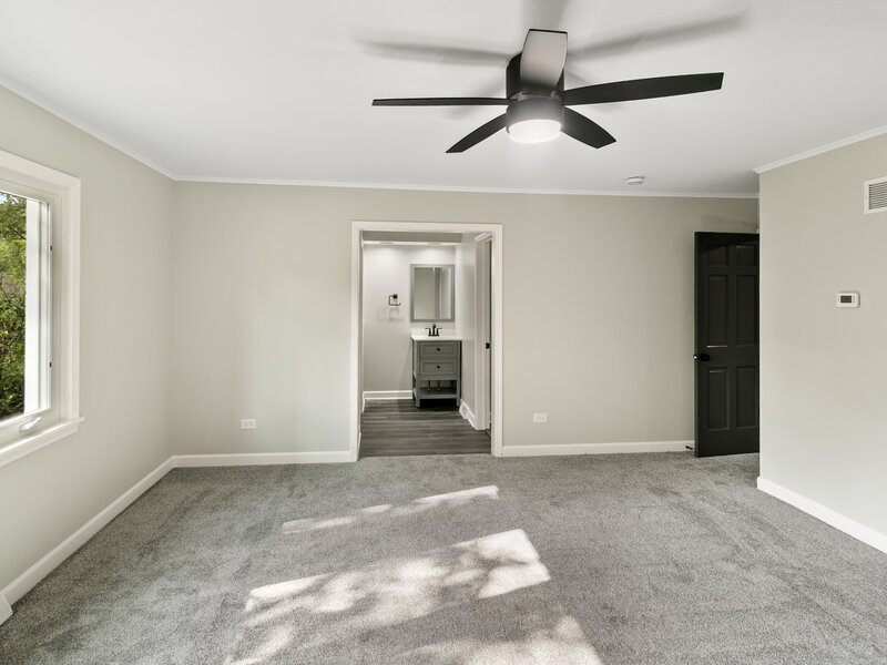 30 Strauss Lane Olympia Fields IL 60461