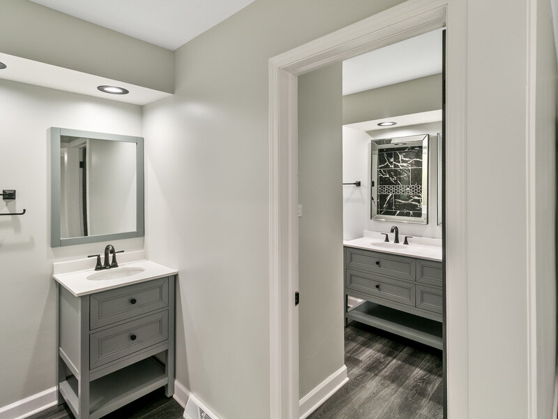 30 Strauss Lane Olympia Fields IL 60461
