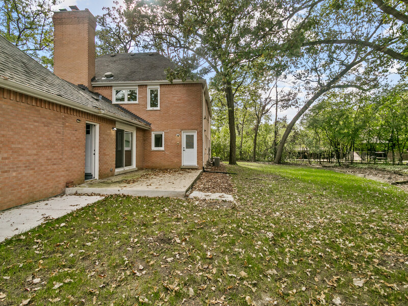 30 Strauss Lane Olympia Fields IL 60461