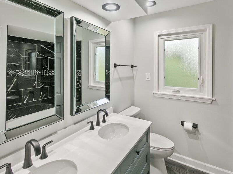 30 Strauss Lane Olympia Fields IL 60461