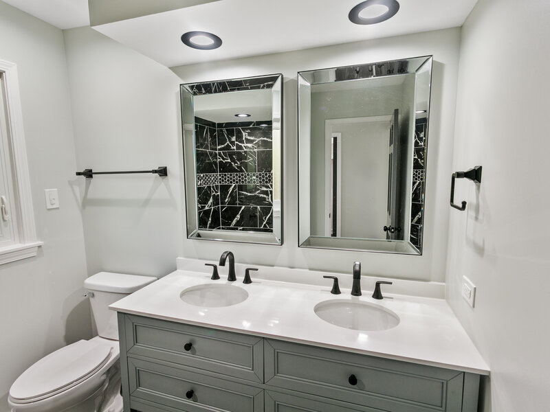 30 Strauss Lane Olympia Fields IL 60461