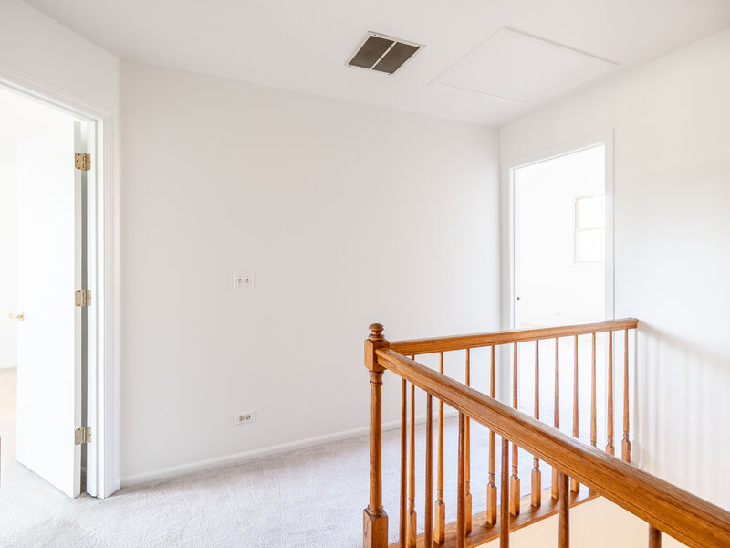 625 Sutton Court Wheeling IL 60090