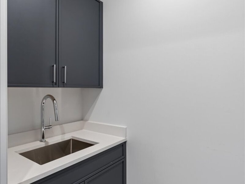 2238 N Wayne Avenue Chicago IL 60614