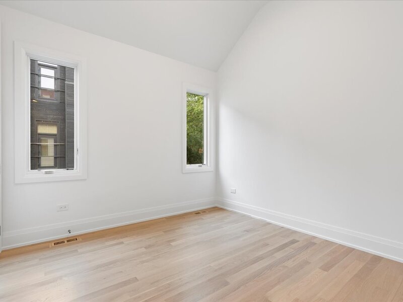 2238 N Wayne Avenue Chicago IL 60614