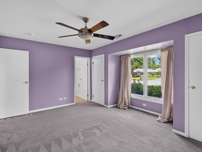 1025 Mayfield Lane Hoffman Estates IL 60169
