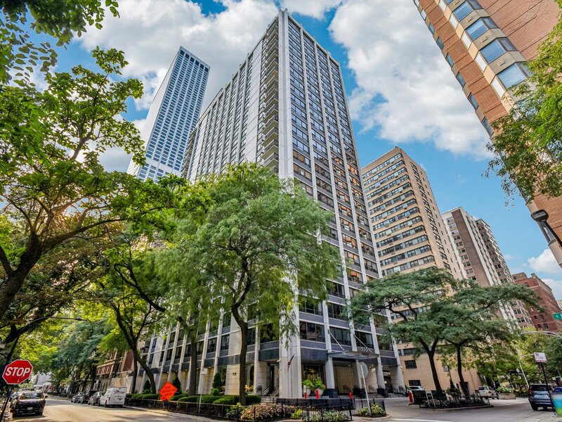 222 E Pearson Street Chicago IL 60611