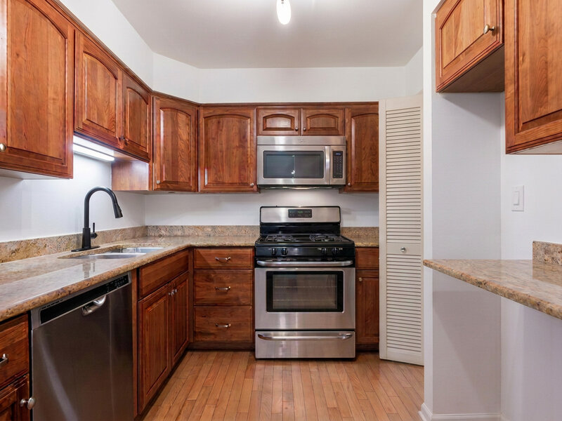 1220 Park Avenue Highland Park IL 60035