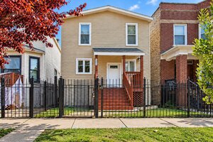 Photo of 1411 N Keeler Avenue Chicago IL 60651