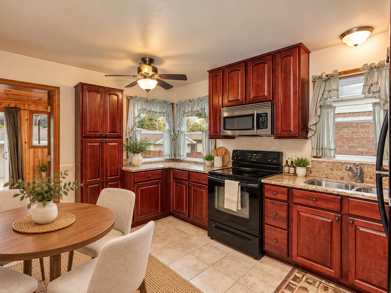 3851 W 108th Place Chicago IL 60655