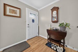 Photo of 4 E Judith Ann Drive Mount Prospect IL 60056
