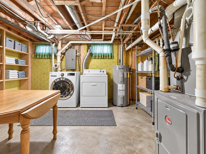 4 E Judith Ann Drive Mount Prospect IL 60056
