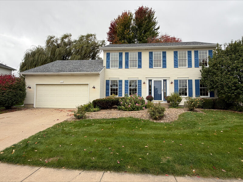 5104 Fox Ridge Road Bettendorf IA 52722