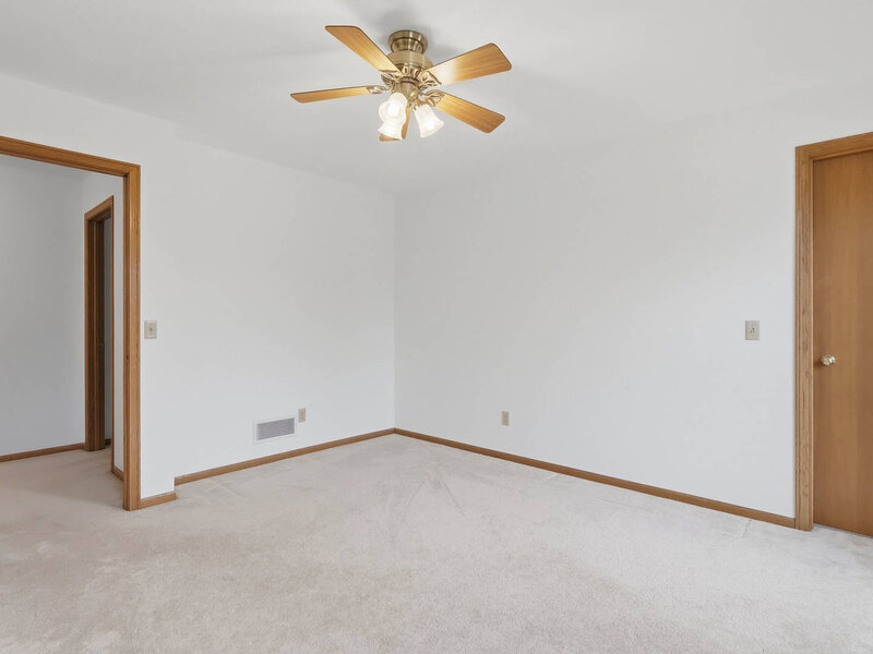 5104 Fox Ridge Road Bettendorf IA 52722