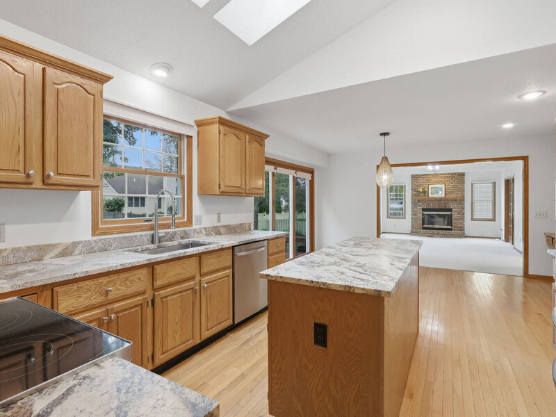 5104 Fox Ridge Road Bettendorf IA 52722
