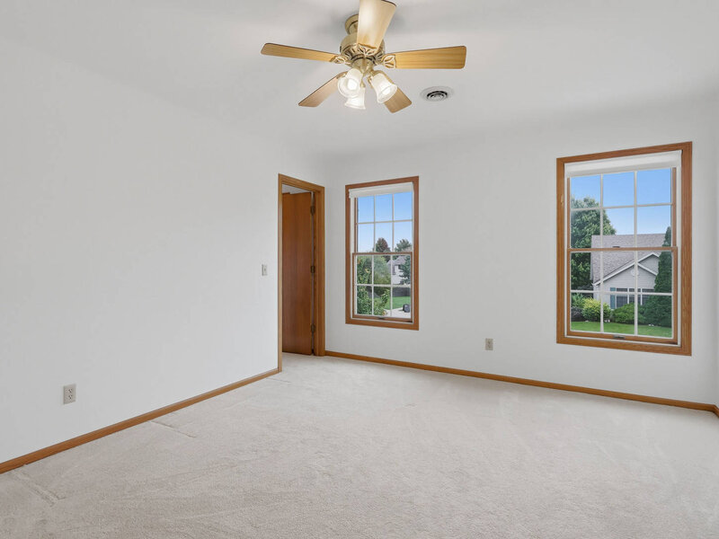 5104 Fox Ridge Road Bettendorf IA 52722