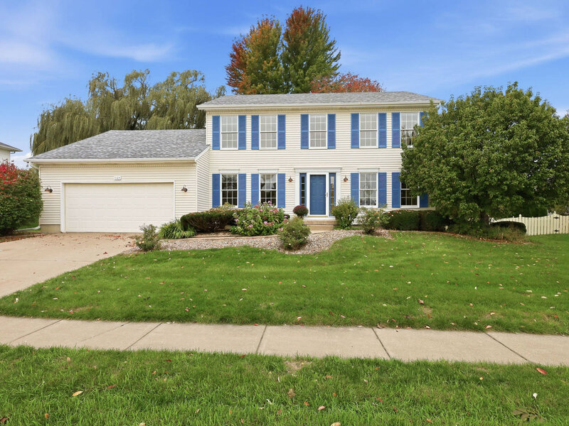 5104 Fox Ridge Road Bettendorf IA 52722