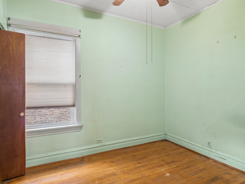 4541 N Harding Avenue Chicago IL 60625