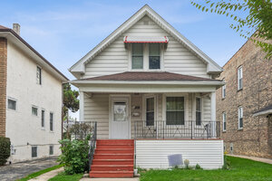 Photo of 4541 N Harding Avenue Chicago IL 60625
