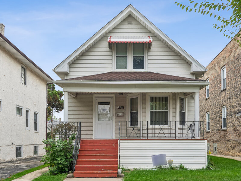 4541 N Harding Avenue Chicago IL 60625