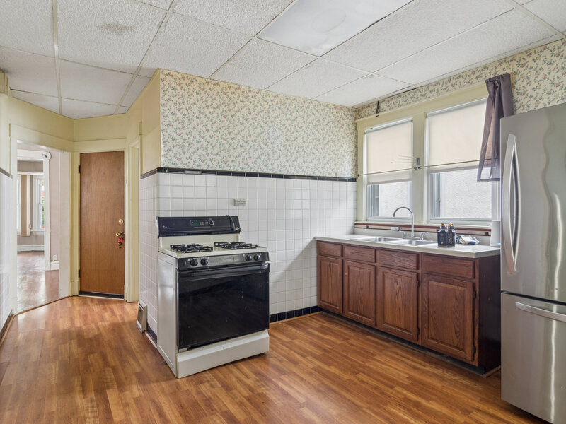 4541 N Harding Avenue Chicago IL 60625