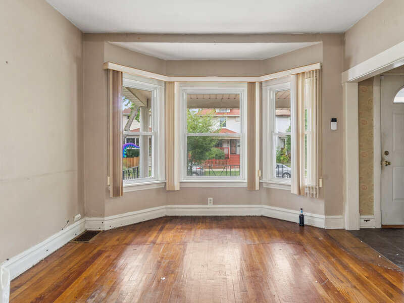 4541 N Harding Avenue Chicago IL 60625