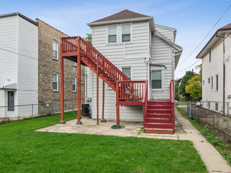 4541 N Harding Avenue Chicago IL 60625