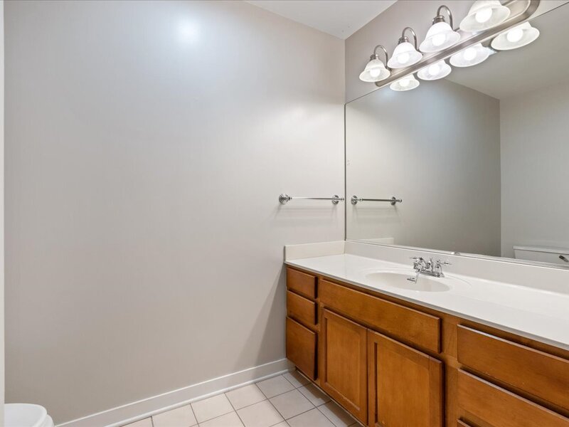 4715 N Racine Avenue Chicago IL 60640