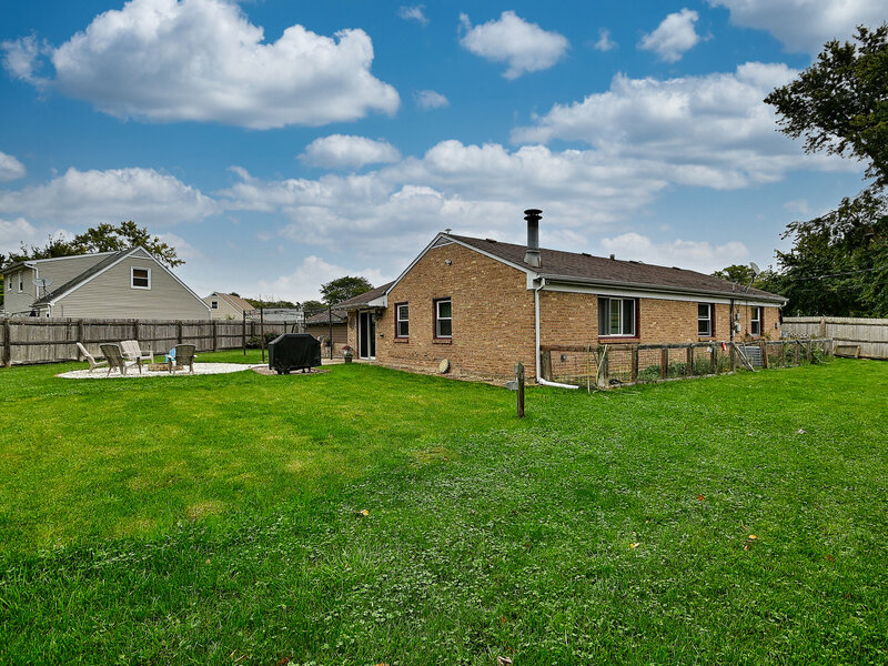 116 Stoneham Court Bolingbrook IL 60440