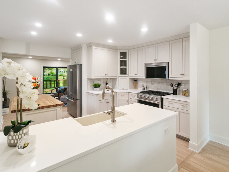 6 Sussex Road Naperville IL 60540