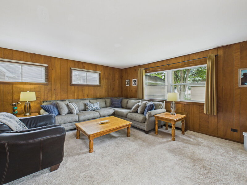 520 N Eastwood Avenue Mount Prospect IL 60056