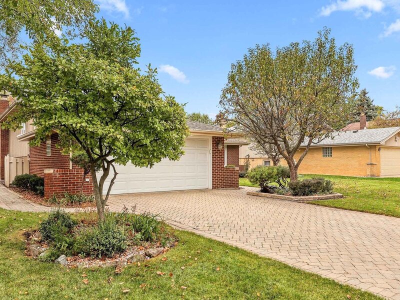 314 S Meier Road Mount Prospect IL 60056