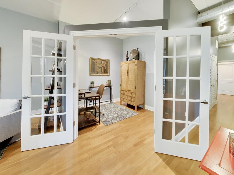 4846 N Clark Street Chicago IL 60640