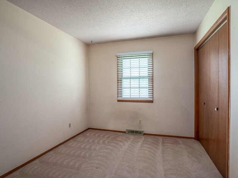 2233 Jebens Avenue Davenport IA 52804