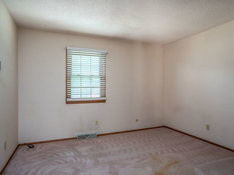 2233 Jebens Avenue Davenport IA 52804